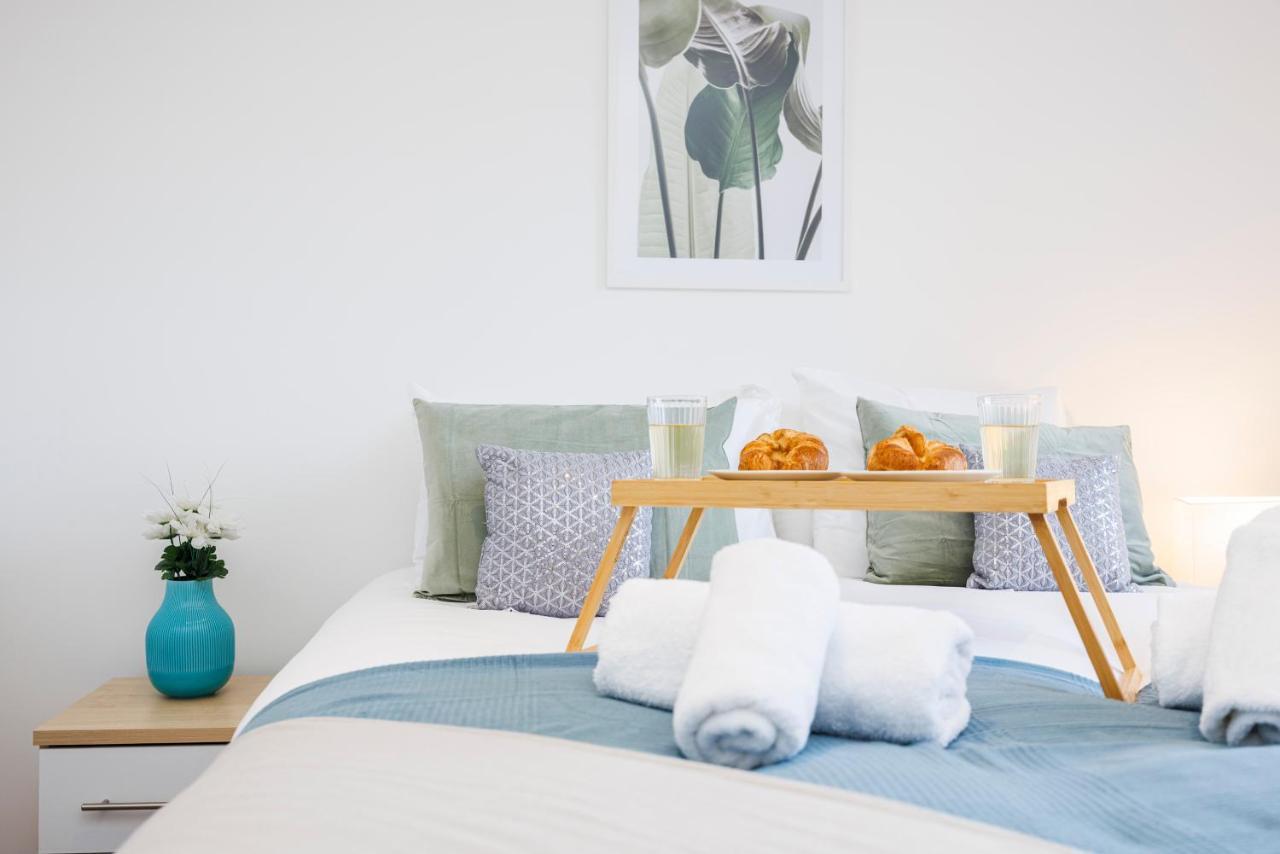 Cresta House - Modern Apartments ลูตัน ภายนอก รูปภาพ