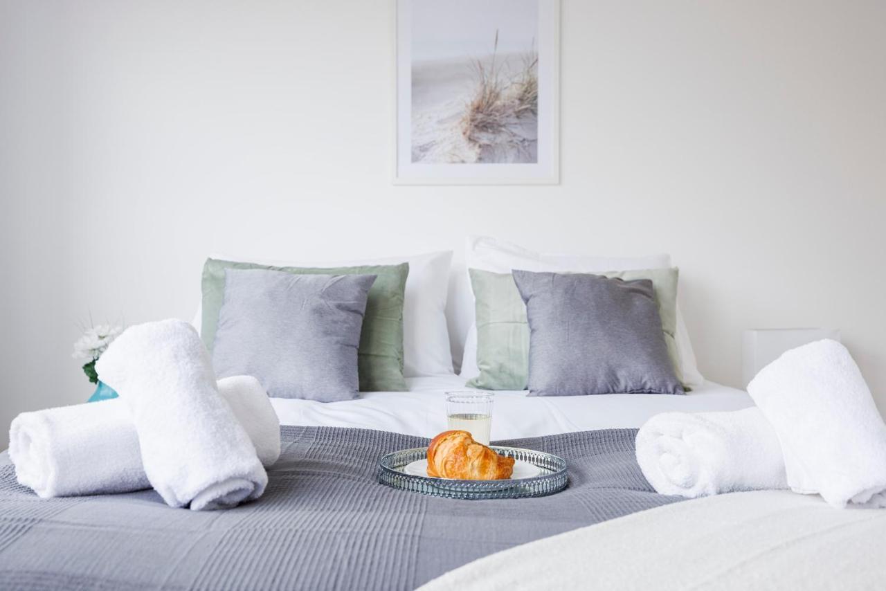 Cresta House - Modern Apartments ลูตัน ภายนอก รูปภาพ