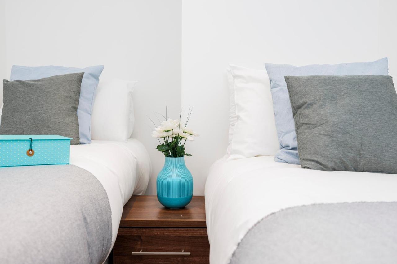 Cresta House - Modern Apartments ลูตัน ภายนอก รูปภาพ